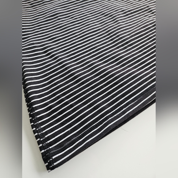 Lululemon Power Y Tank Top Black Gray Striped Sz 8 No Padding W1BROS - Picture 4 of 10